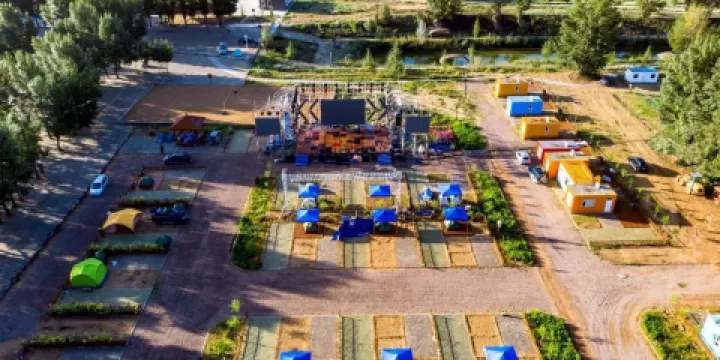 哈巴湖生態旅遊區-房車營地