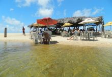 Pitangui Beach景点图片