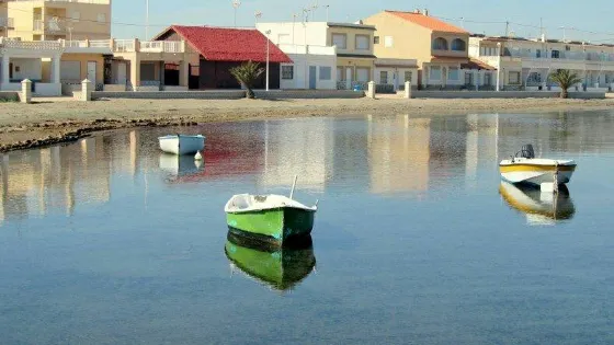 Los Nietos Beach