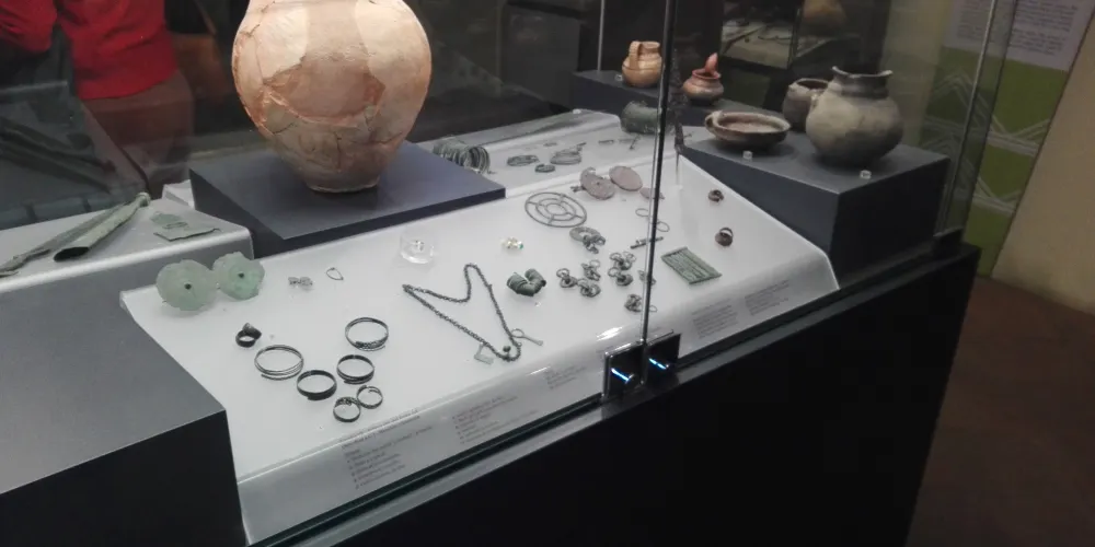 Enotri 【Museo dei Brettii e degli Enotri參觀攻略2026】門票優惠、開放時間及交通地址一覽 - 永安旅遊