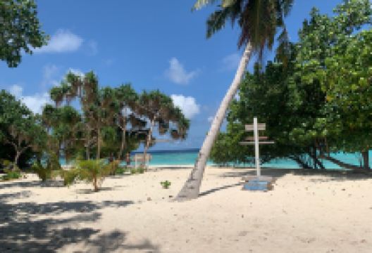 Bikini Beach景点图片