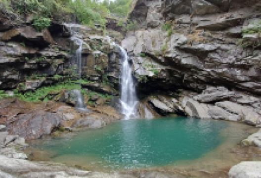 Cascata del Bouro景点图片