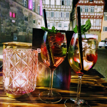 Barfüsser Bar & Club餐厅图片