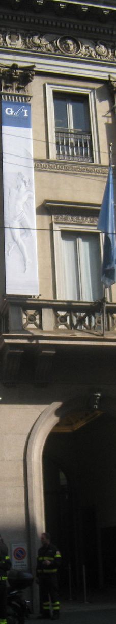 斯卡拉广场画廊-米兰