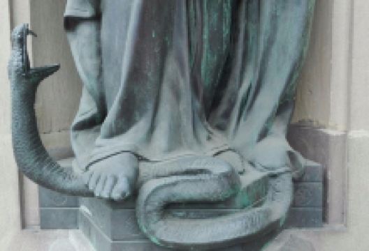 Skulpturen 'Wahrheit und Gerechtigkeit'景点图片