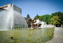 Fountain Muza景点图片
