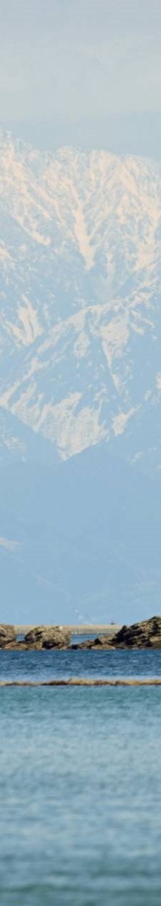 雨晴海岸-高冈市