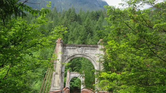 Alexandra Bridge Provincial Park
