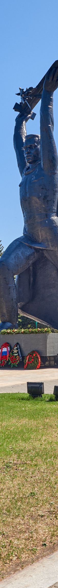 Sculpture Soldier-Winner-鄂木斯克