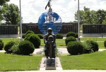 Watertown Veterans Memorial景点图片