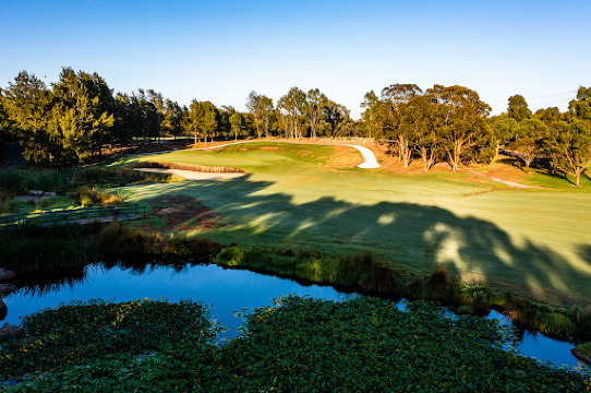 Freeway Golf Course餐厅图片