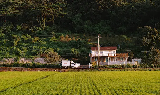 長華里日落眺望池