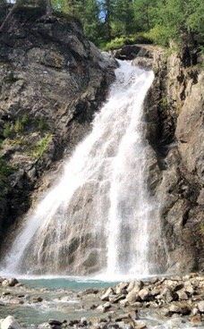 Cascata della Val Nera-利维尼奥