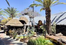 Okahandja Mbangura Woodcarvers Craft Market景点图片