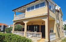 Apartman Sólyom Attila餐厅图片
