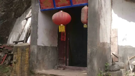靈寶峽旅遊區-葯王洞