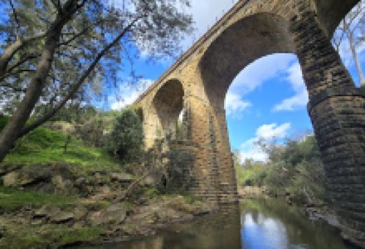 Stonequarry Creek Railway Viaduct景点图片
