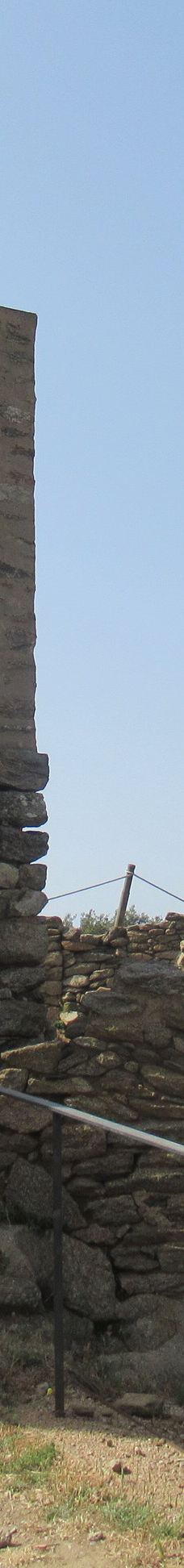 Iglesia de Santa Helena de Roda-塞尔瓦港