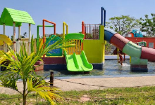 Punta laguna puerto aventura景点图片