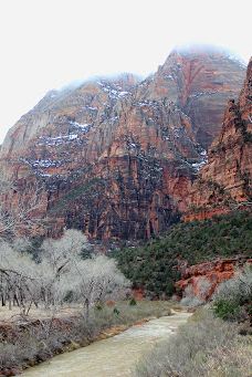 The Grotto Picnic Area-华盛顿县