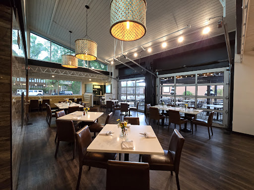 Till Neighborhood Bistro and Bar餐厅图片