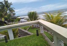 Playa la leona景点图片