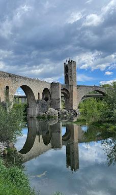 Besalú Bridge-贝萨卢