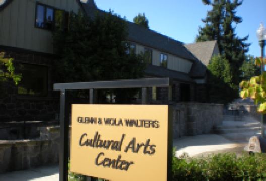 Glenn and Viola Walters Cultural Art Center景点图片