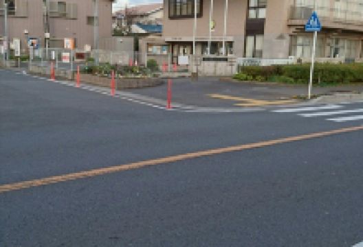 Higashihara Community Center景点图片