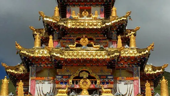 崗巴寺