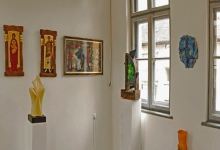 Seryakova kashta Gallery景点图片