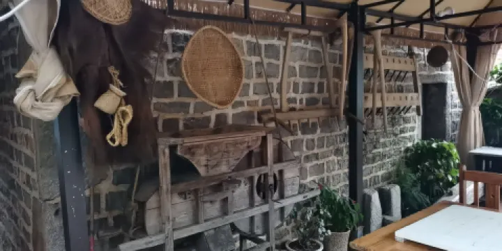 魯礎營回族鄉清水河村馬保樹峽谷