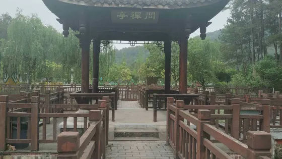 問禪亭