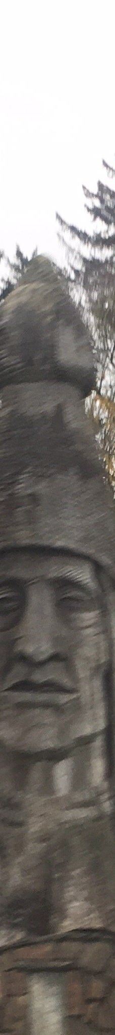 Whispering Giant Ikala Nawan-阿斯托里亚