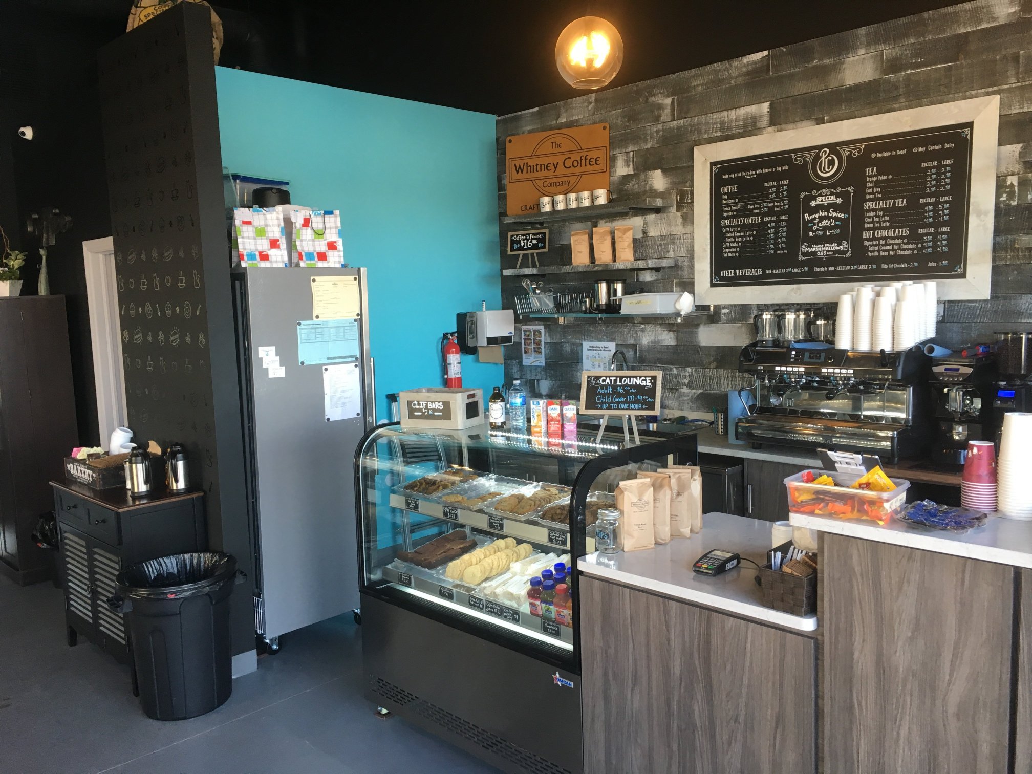 The Purrfect Cup - A Cat Cafe餐厅图片