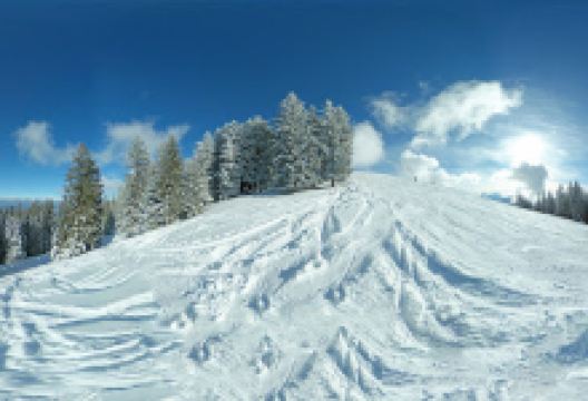 La Berra peak景点图片