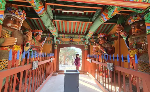 瑜伽寺