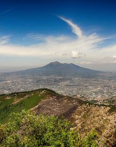 拉塔里山地区公园-那不勒斯广域市