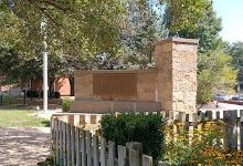 New Concord War Memorial Park景点图片