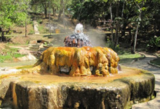 Hot Springs Maekasa景点图片
