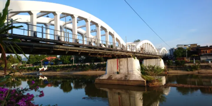 Ratsadapisek Bridge