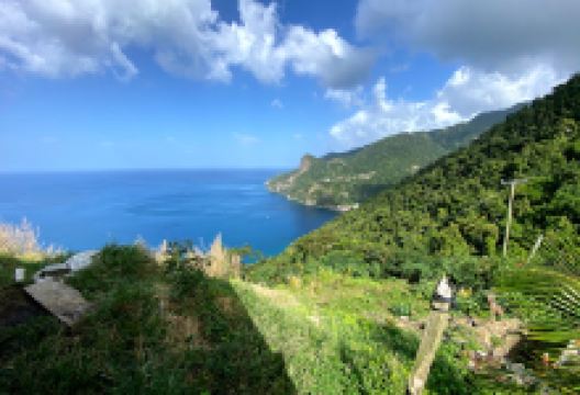 View from Gallion to Soufrière景点图片