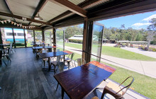 Paradise Country Farmhouse Restaurant餐厅图片