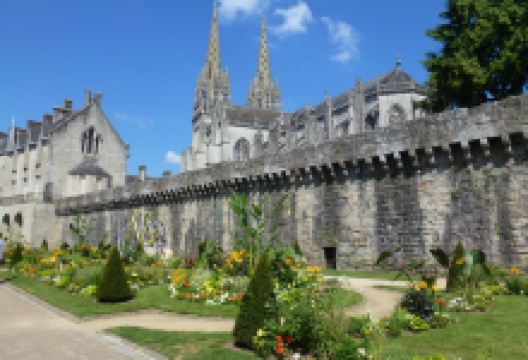 坎佩尔主教座堂景点图片