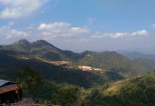 Tham Khao Chong Lom Monastery景点图片