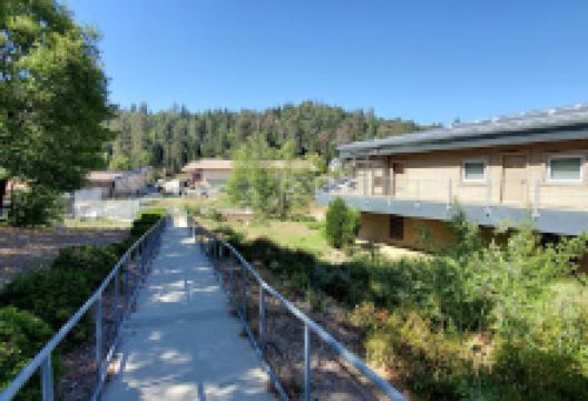 Crestline Library景点图片