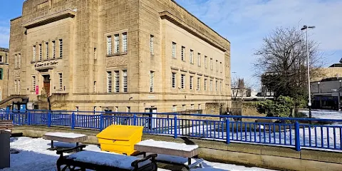 Huddersfield Art Gallery
