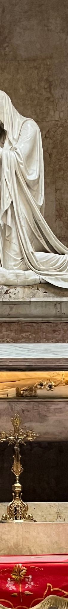 圣盎博罗削圣殿-米兰