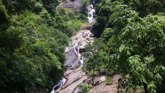 Kovai Kutralam Water Falls
