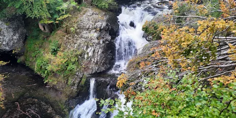 Reekie Linn Waterfall